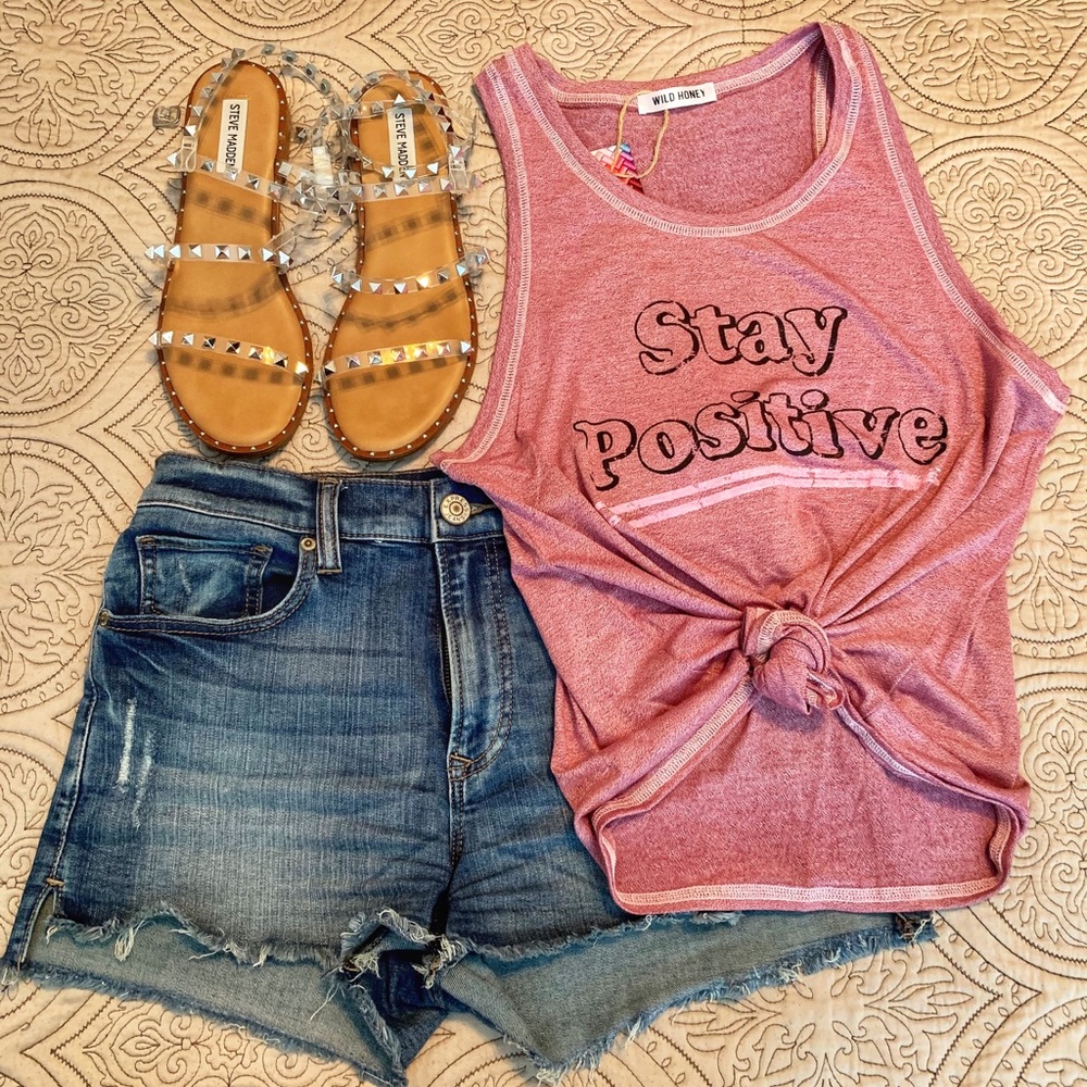 SALE!!!💕 “Stay Positive” Tank💕 - Picture 2 of 2